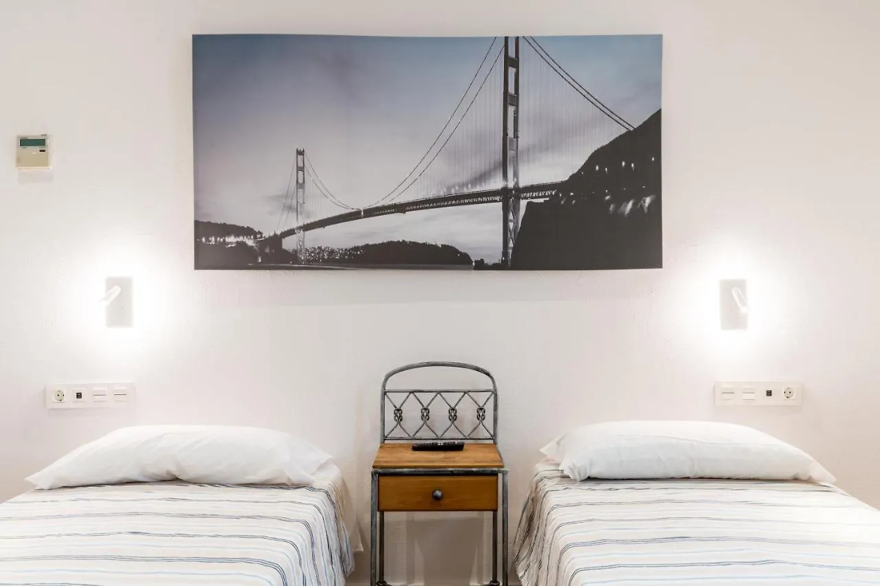 Santa Barbara Central Suites, Sevilla Apartment